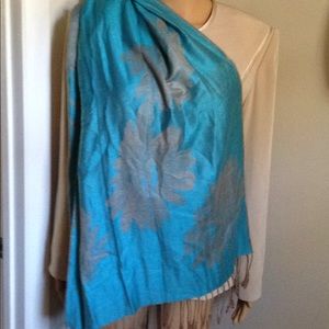 Pashmina silk/cashmere grey and light blue wrap